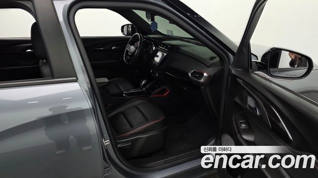 Chevrolet Korea Trailblazer 2022 — photo 17