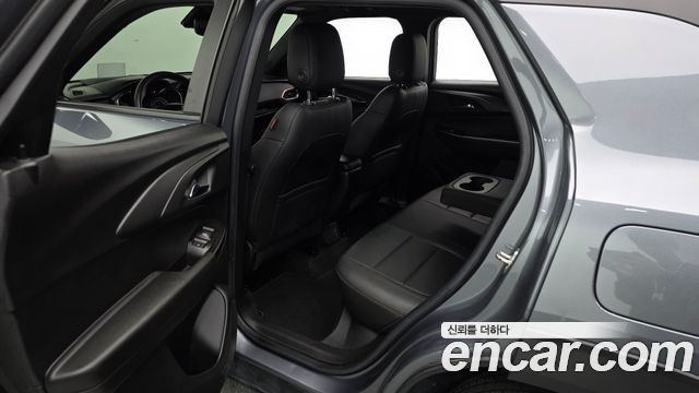 Chevrolet Korea Trailblazer 2022 — photo 16