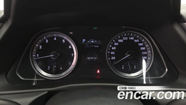 Hyundai Sonata 2021 — photo 11