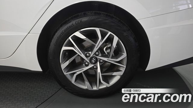 Hyundai Sonata 2021 — photo 7