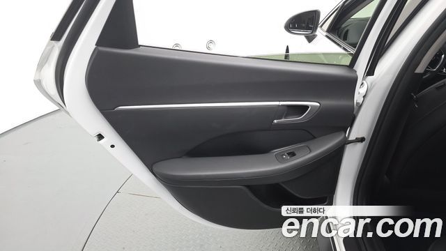 Hyundai Sonata 2021 — photo 15