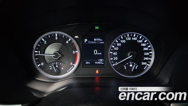 Hyundai Santafe 2019 — photo 11