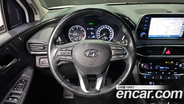 Hyundai Santafe 2019 — photo 19