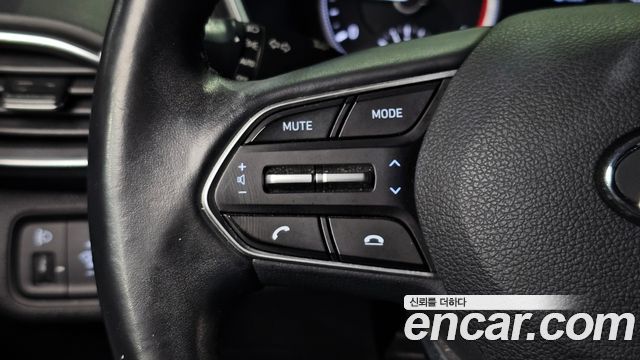 Hyundai Santafe 2019 — photo 20