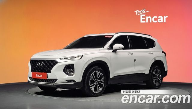 Hyundai Santafe 2019 — photo 1