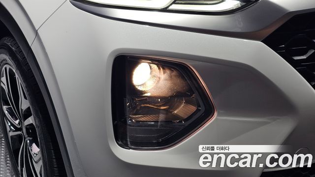 Hyundai Santafe 2019 — photo 8
