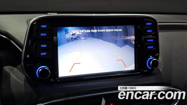 Hyundai Santafe 2019 — photo 27