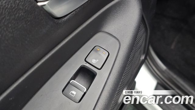 Hyundai Santafe 2019 — photo 31