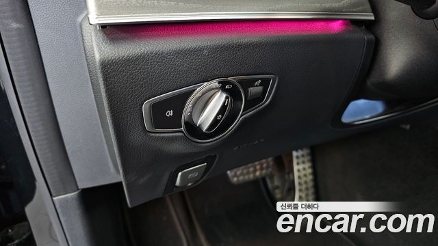 Mercedes-Benz CLS-Class 2023 — photo 28