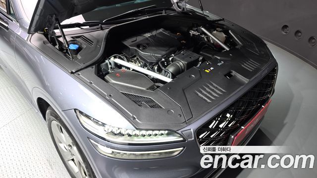 Genesis GV70 2025 — photo 6