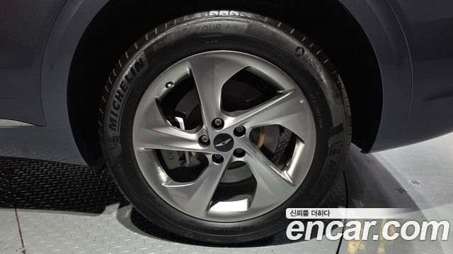 Genesis GV70 2025 — photo 7