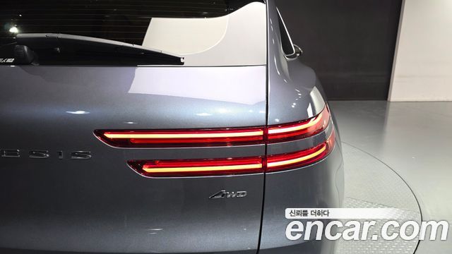 Genesis GV70 2025 — photo 9