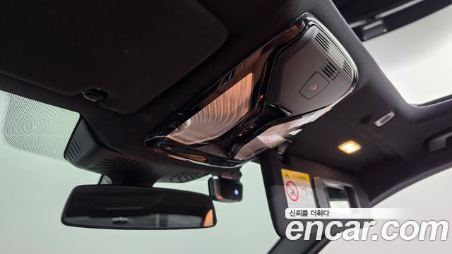BMW 5-Series 2022 — photo 21