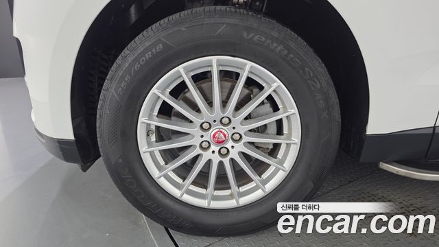 Jaguar F-PACE 2017 — photo 5