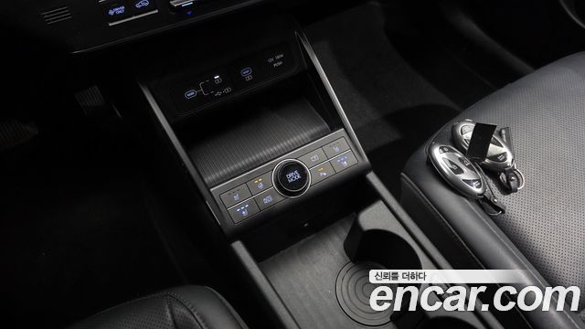 Hyundai Kona 2023 — photo 24