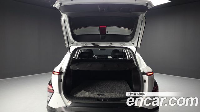 Hyundai Kona 2023 — photo 26
