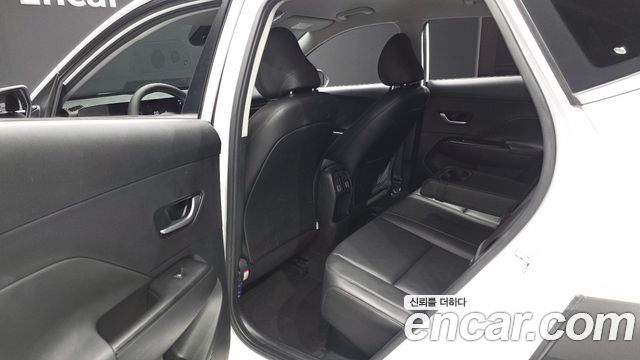 Hyundai Kona 2023 — photo 16