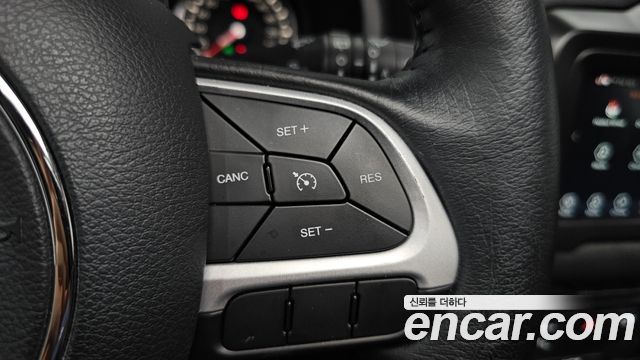 Jeep Renegade 2020 — photo 31