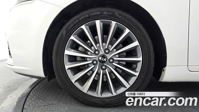 Kia K7 2016 — photo 5