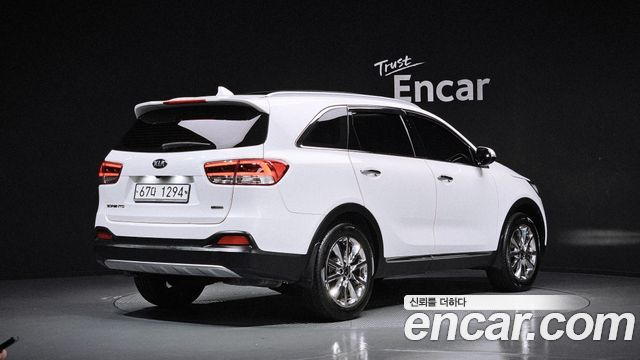Kia Sorento 2016 — photo 2