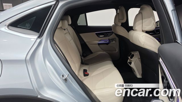 Mercedes-Benz GLC-Class 2025 — photo 17