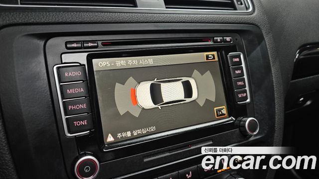 Volkswagen Jetta 2013 — photo 21