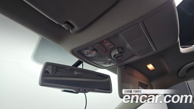 Volkswagen Jetta 2013 — photo 25