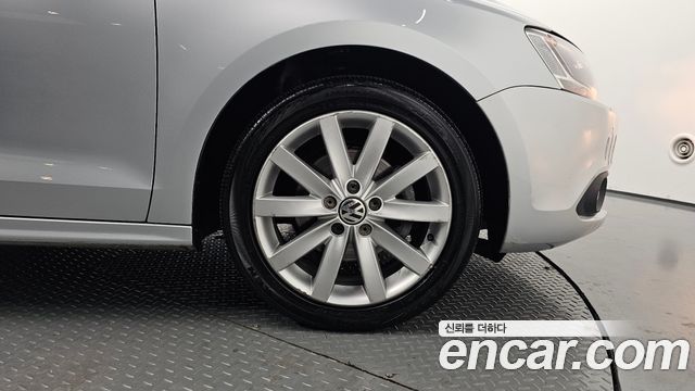 Volkswagen Jetta 2013 — photo 7