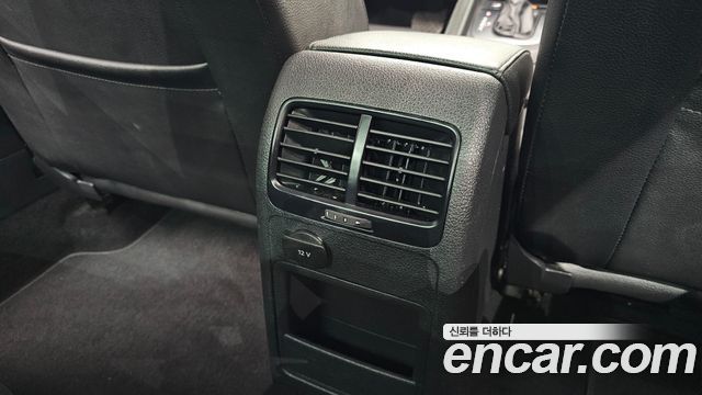 Volkswagen Jetta 2013 — photo 29