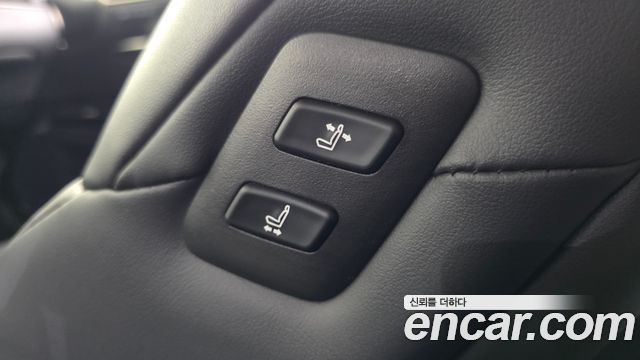 Lexus ES 2025 — photo 16