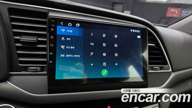Hyundai AVANTE 2016 — photo 14