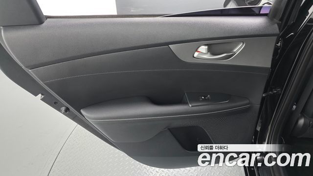 Kia K3 2019 — photo 15