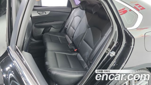 Kia K3 2019 — photo 16