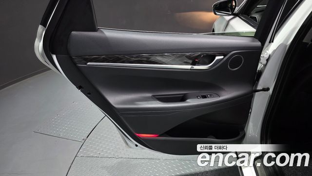 Hyundai Grandeur 2019 — photo 15