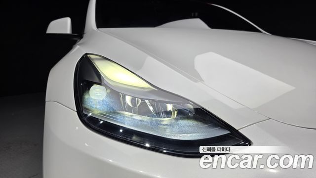 Tesla Model Y 2024 — photo 8