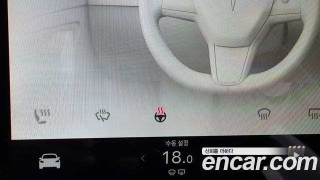 Tesla Model Y 2024 — photo 30