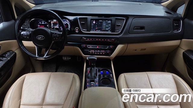 Kia Canival 2019 — photo 7