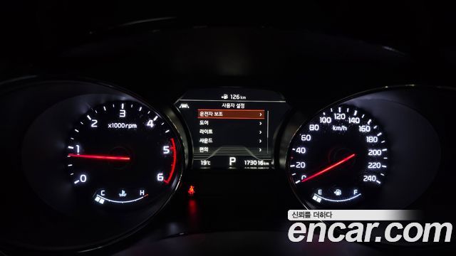 Kia Canival 2019 — photo 8