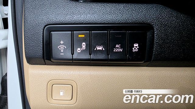 Kia Canival 2019 — photo 18