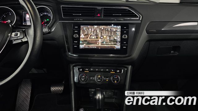 Volkswagen Tiguan 2020 — photo 20