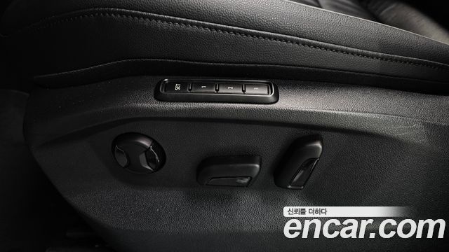 Volkswagen Tiguan 2020 — photo 29