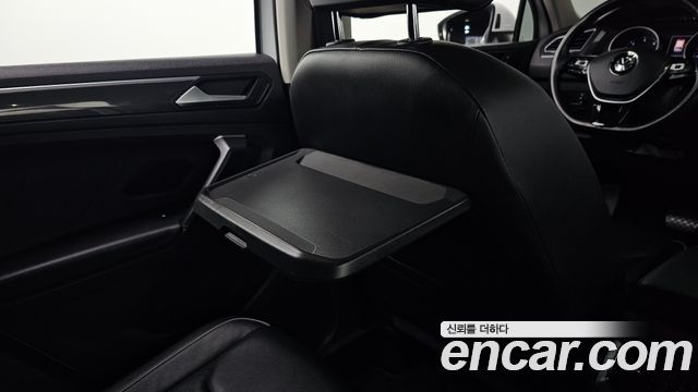 Volkswagen Tiguan 2020 — photo 37
