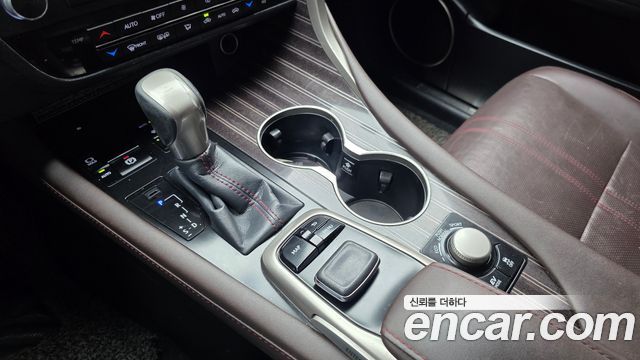 Lexus RX 2017 — photo 9