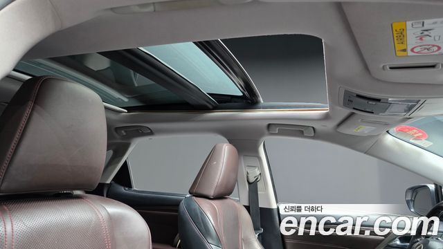 Lexus RX 2017 — photo 20