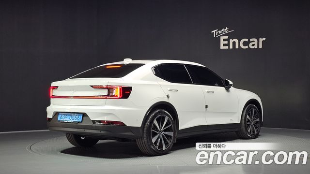 Polestar Polestar 2 2022 — photo 2