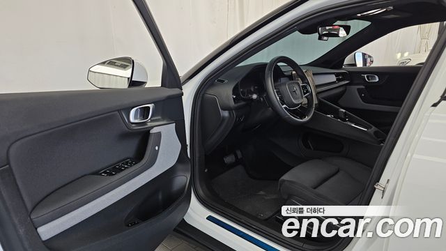 Polestar Polestar 2 2022 — photo 13