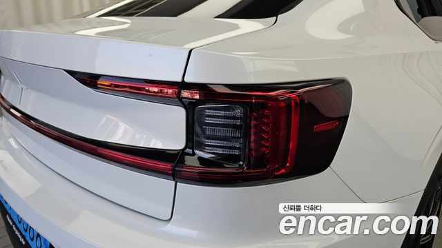 Polestar Polestar 2 2022 — photo 9