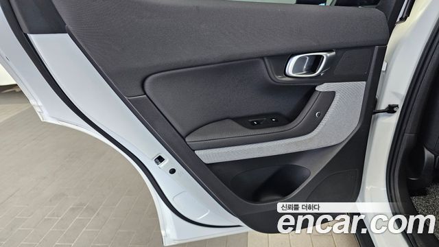 Polestar Polestar 2 2022 — photo 15