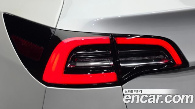 Tesla Model 3 2020 — photo 9