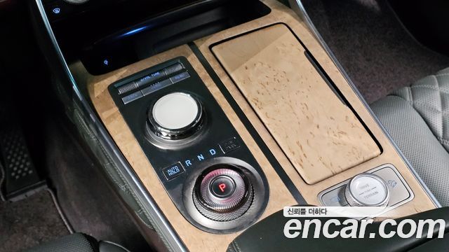 Genesis GV80 2023 — photo 9